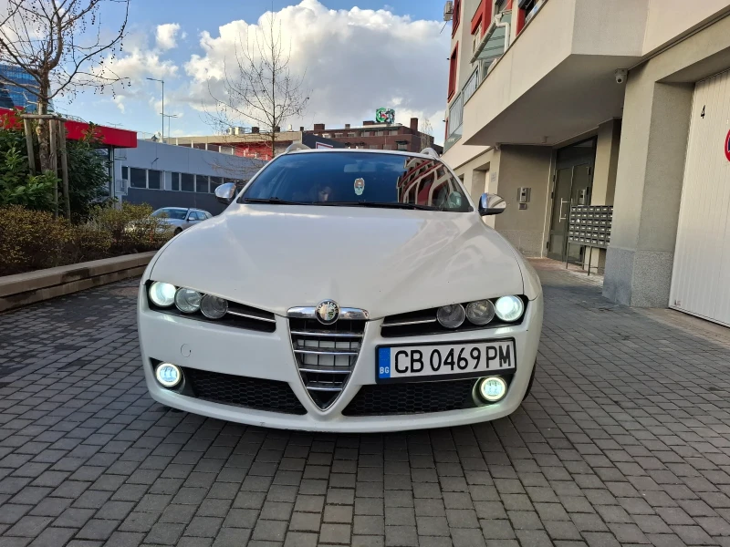 Alfa Romeo 159, снимка 2 - Автомобили и джипове - 49555321