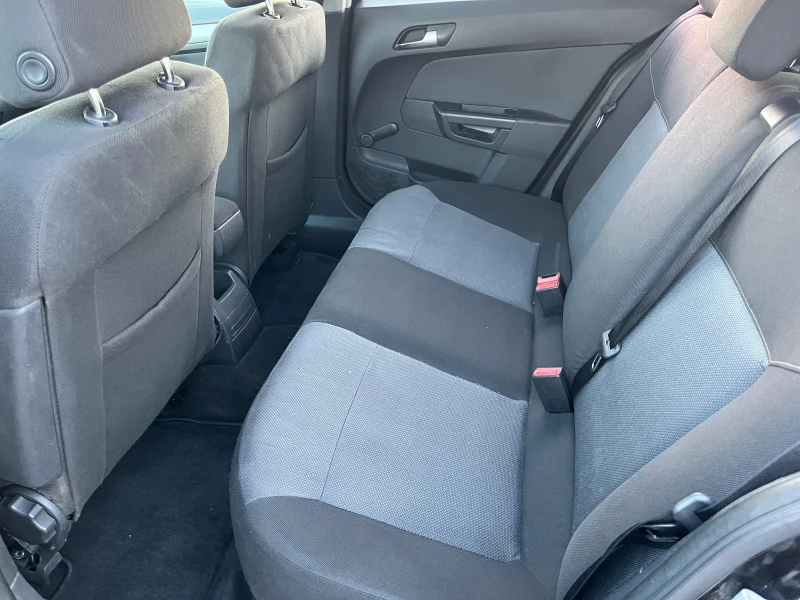 Opel Astra 1.4 i 90ps, снимка 11 - Автомобили и джипове - 50741476