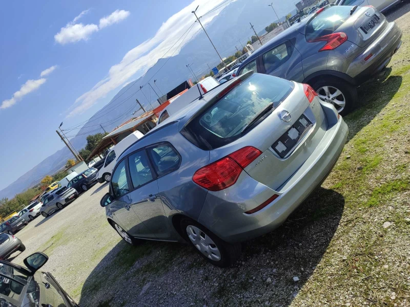 Opel Astra 1, 7d, снимка 4 - Автомобили и джипове - 52670671