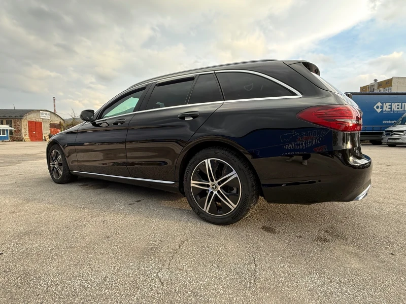 Mercedes-Benz C 220, снимка 5 - Автомобили и джипове - 52345765