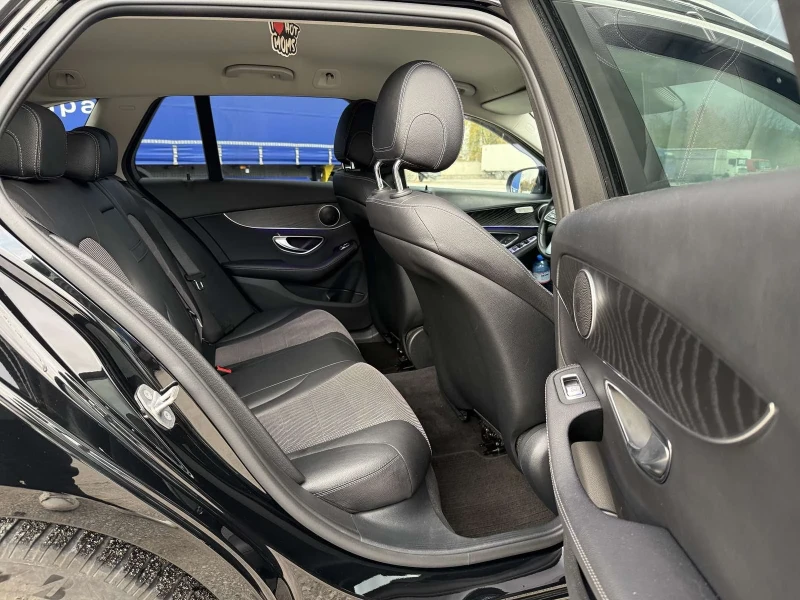Mercedes-Benz C 220, снимка 12 - Автомобили и джипове - 52345765