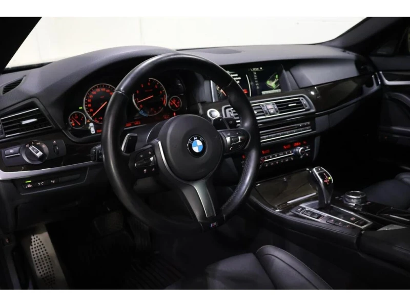 BMW 550 * xDrive * CARFAX * ЦЕНА ДО БЪЛГАРИЯ, снимка 15 - Автомобили и джипове - 52701331