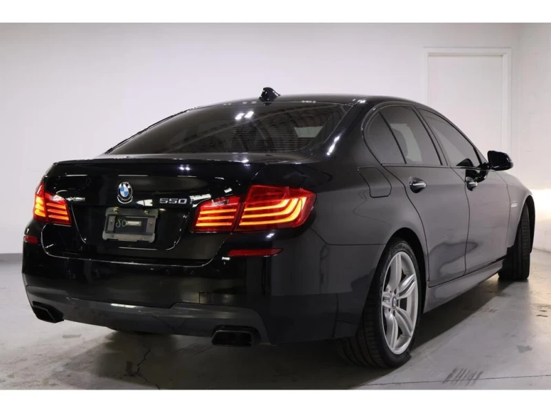 BMW 550 * xDrive * CARFAX * ЦЕНА ДО БЪЛГАРИЯ, снимка 6 - Автомобили и джипове - 52701331