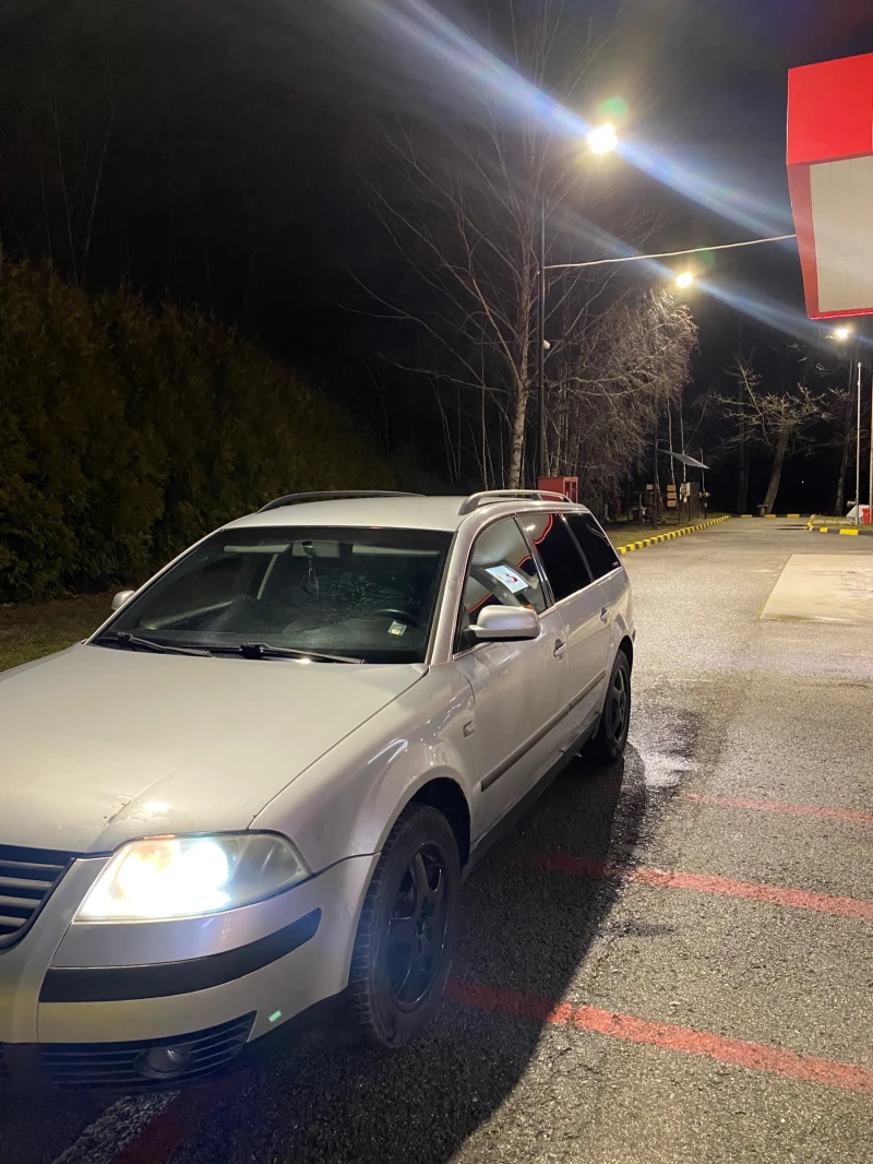 VW Passat, снимка 3 - Автомобили и джипове - 53025281