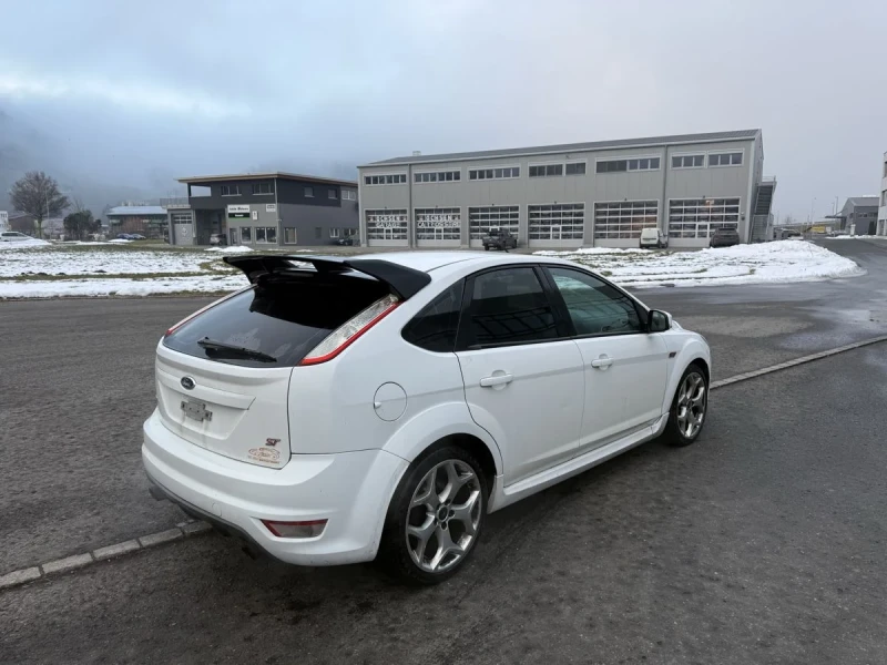 Ford Focus ST 2.5T 225ps 6 speed Swiss, снимка 7 - Автомобили и джипове - 53225468
