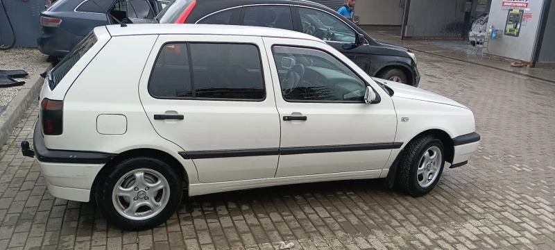 VW Golf 3, снимка 2 - Автомобили и джипове - 53416535
