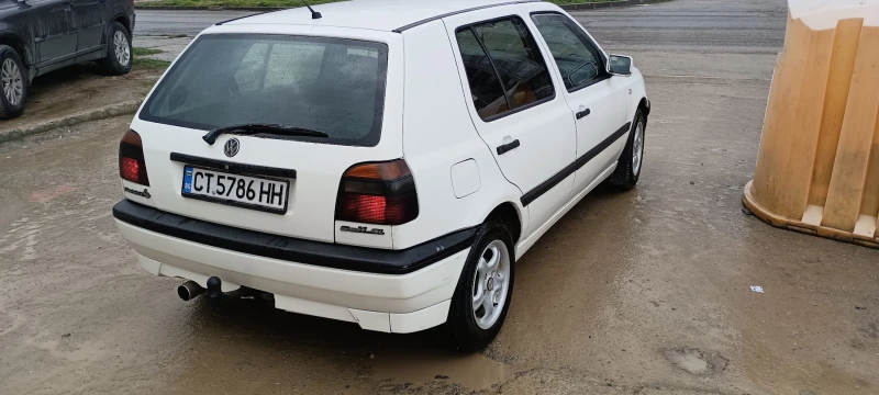 VW Golf 3, снимка 4 - Автомобили и джипове - 53416535