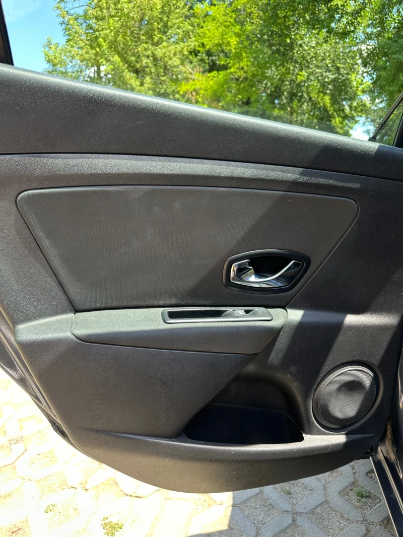 Renault Megane, снимка 7 - Автомобили и джипове - 53586841