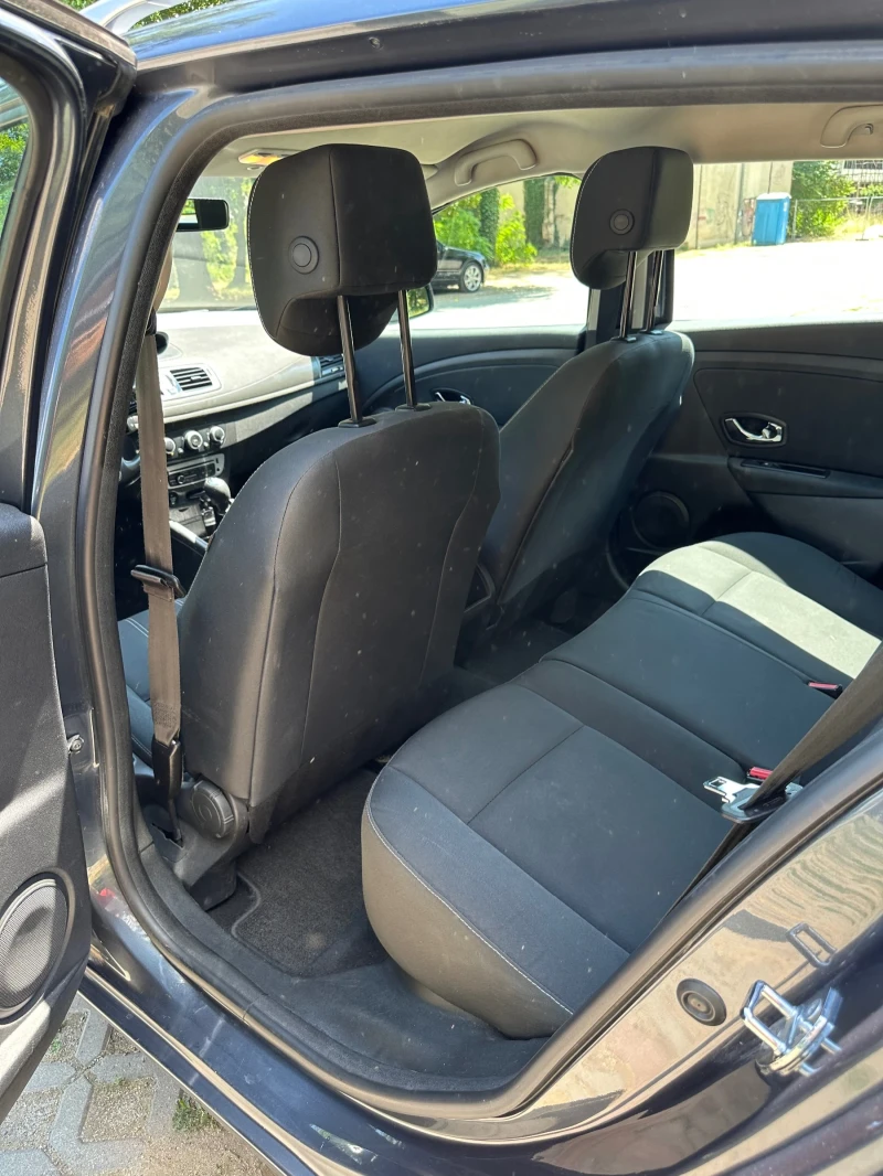 Renault Megane, снимка 8 - Автомобили и джипове - 53586841