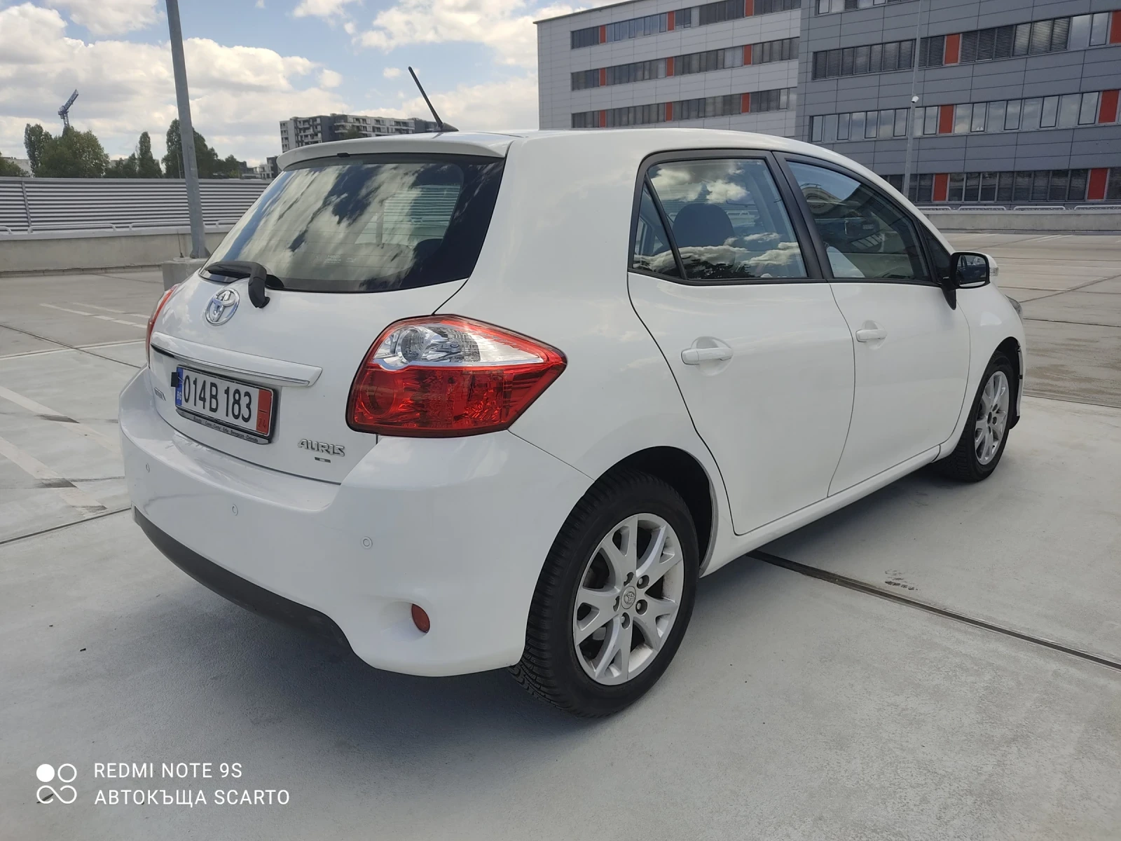 Toyota Auris 1.33i, бензин, климатроник, 2012г. - изображение 4