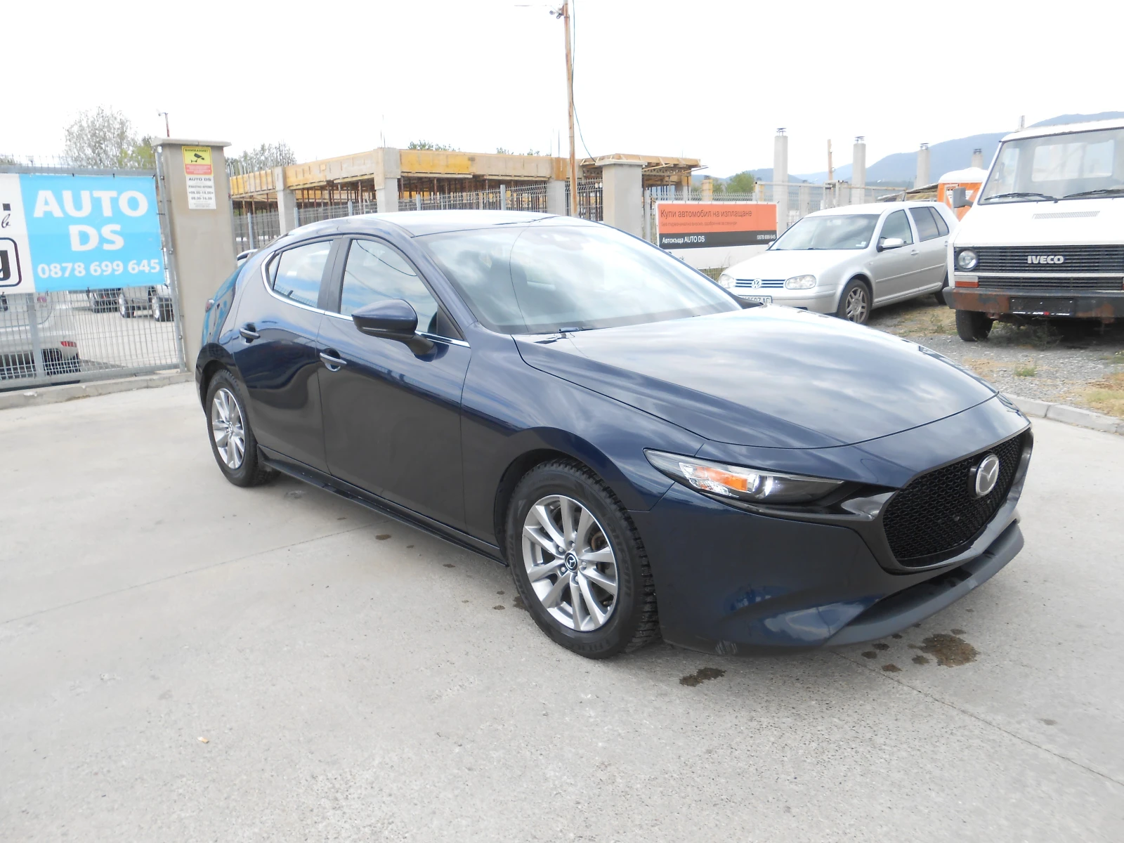 Mazda 3 2.5i-Navi-Kamera-Euro-6D-65.000km - изображение 3