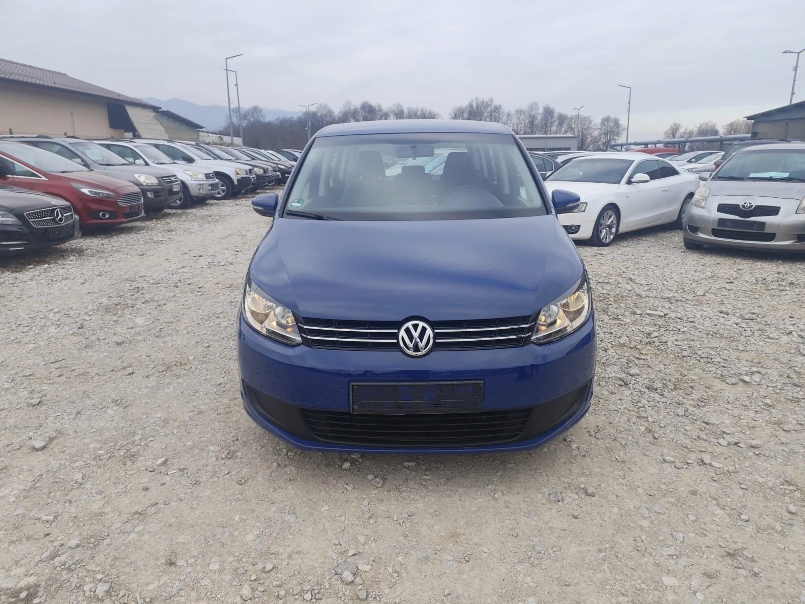 VW Touran 1.6 дизел 105 коня - изображение 2