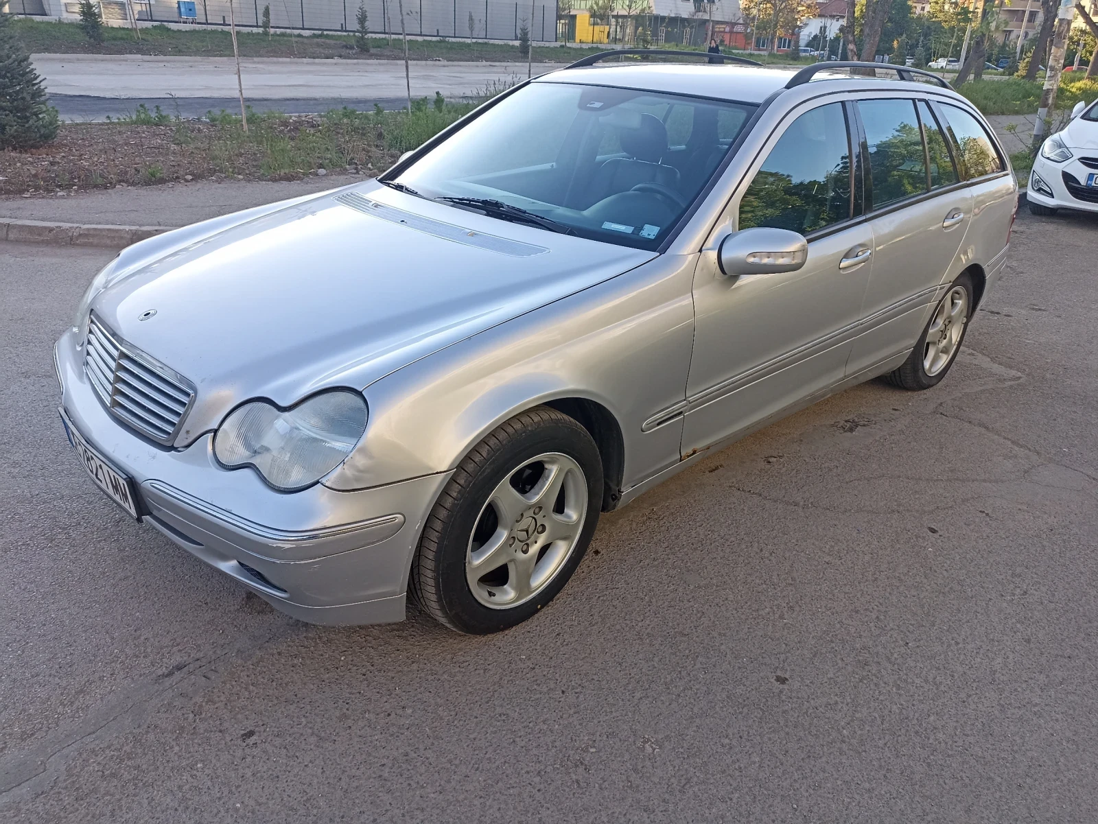 Mercedes-Benz C 200 1800 - изображение 6