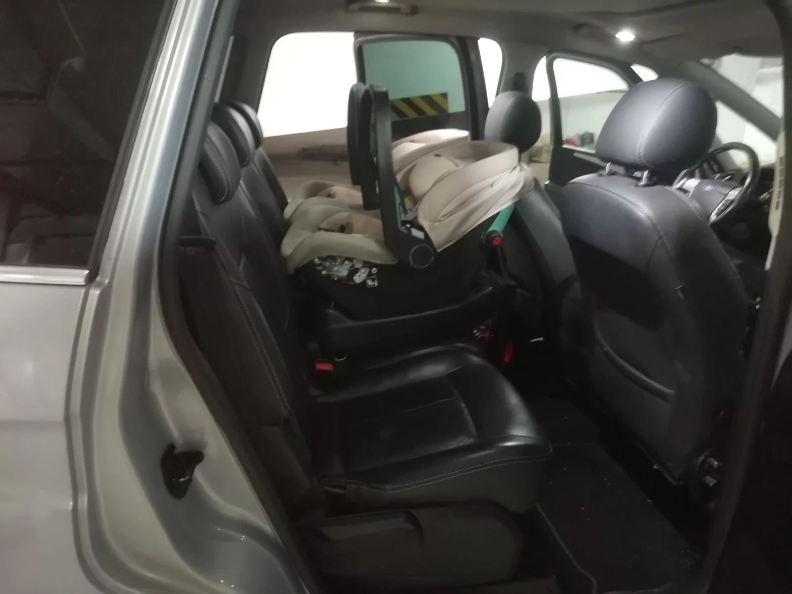 Ford S-Max 2.0 TDCI - изображение 8