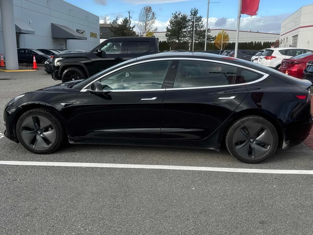 Tesla Model 3 * RANGE * CARFAX *    | Mobile.bg   3