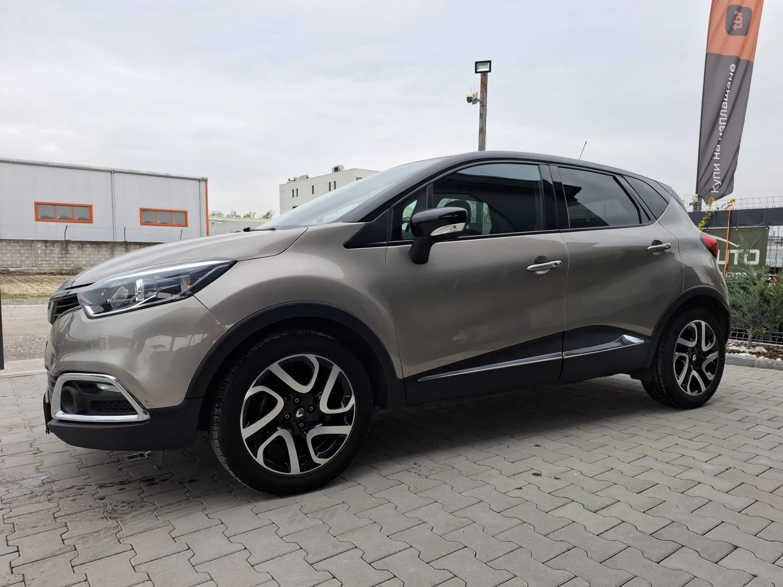 Renault Captur 1.2TCe* * ���������* * kamera* * EU5 | Mobile.bg � ����������� 4