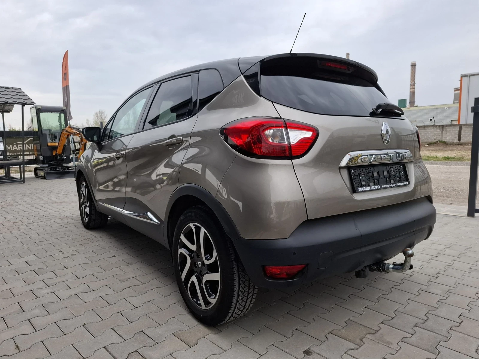 Renault Captur 1.2TCe* * ���������* * kamera* * EU5 | Mobile.bg � ����������� 5