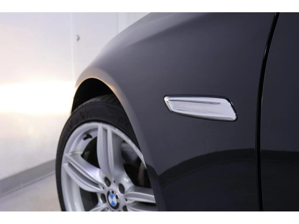 BMW 550 * xDrive * CARFAX *    | Mobile.bg   12