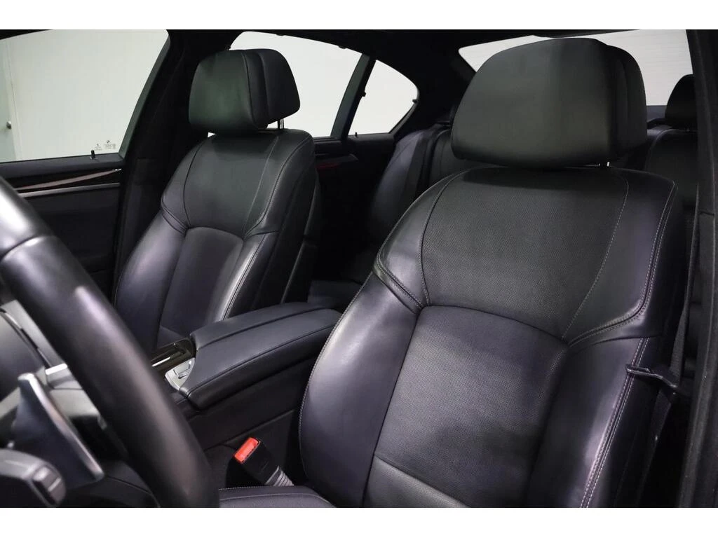 BMW 550 * xDrive * CARFAX *    | Mobile.bg   14