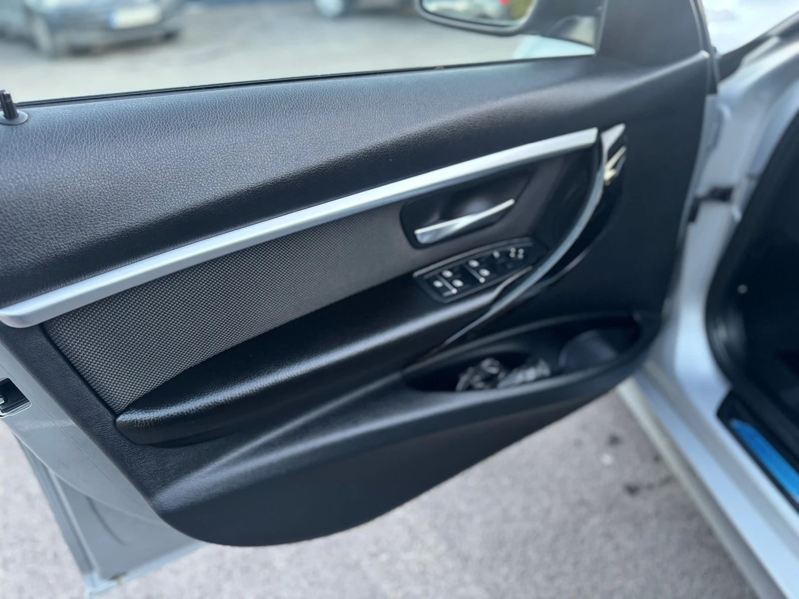 BMW 318 d FACE LIFT - изображение 10