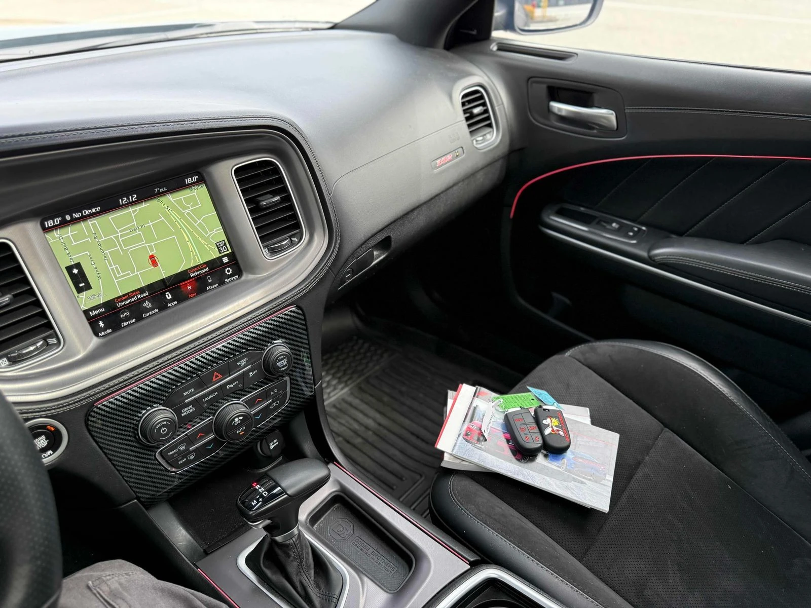 Dodge Charger Scat Pack 392 Widebody С РЕГИСТРАЦИЯ & АВТО КРЕДИТ, снимка 11 - Автомобили и джипове - 54047336