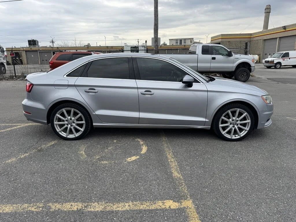 Audi A6 2.0T* quattro* Technik* АвтоКредит* (ЦЕНА ДО БГ), снимка 5 - Автомобили и джипове - 54417402