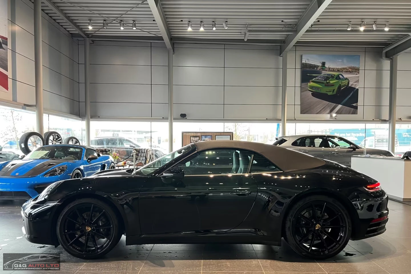 Porsche 911 992/CARRERA/385HP/PDK/SPORT-EXHAUST/CAM/BOSE/422z, снимка 3 - Автомобили и джипове - 54605813