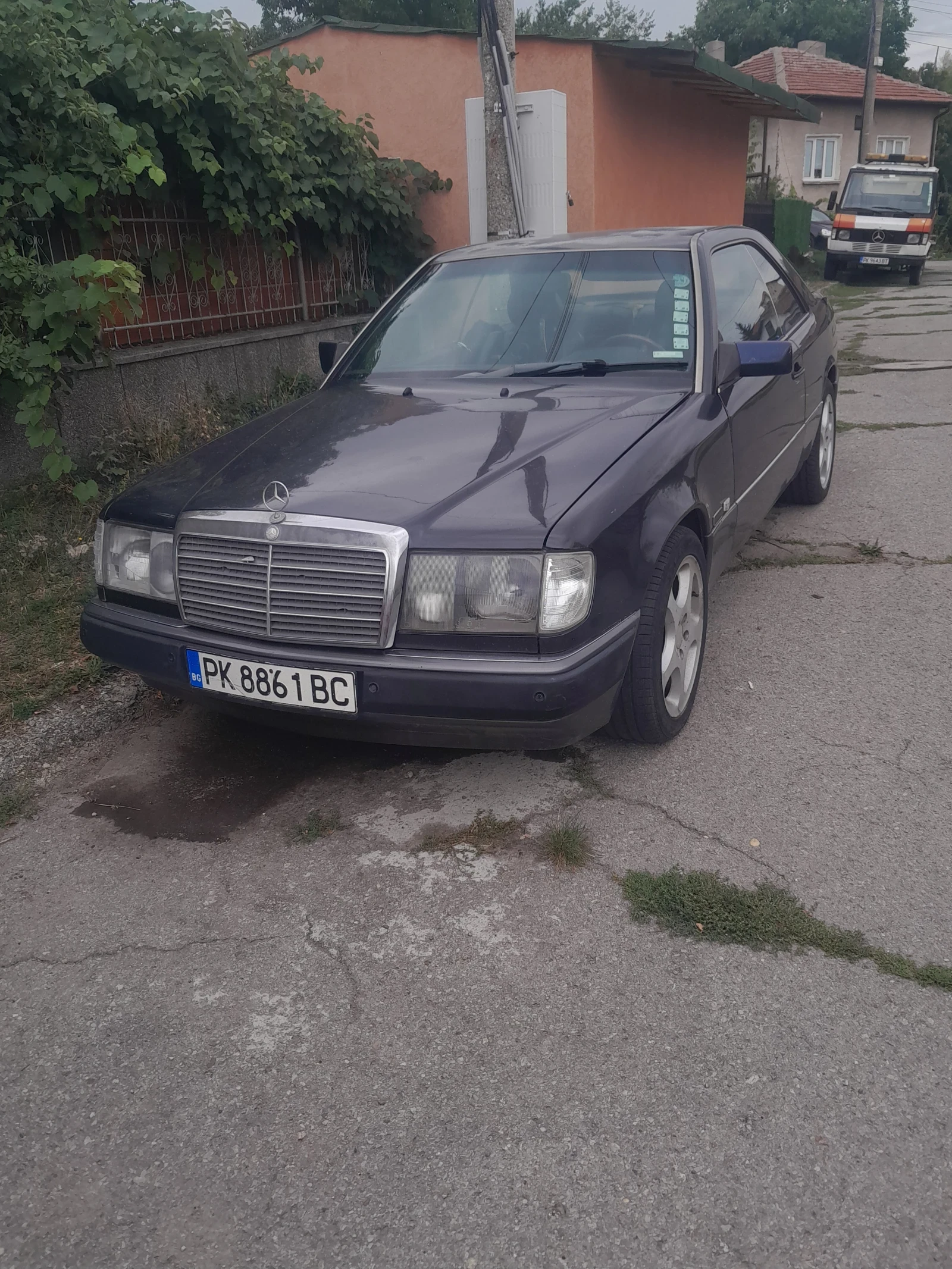 Mercedes-Benz 124, снимка 3 - Автомобили и джипове - 54670404
