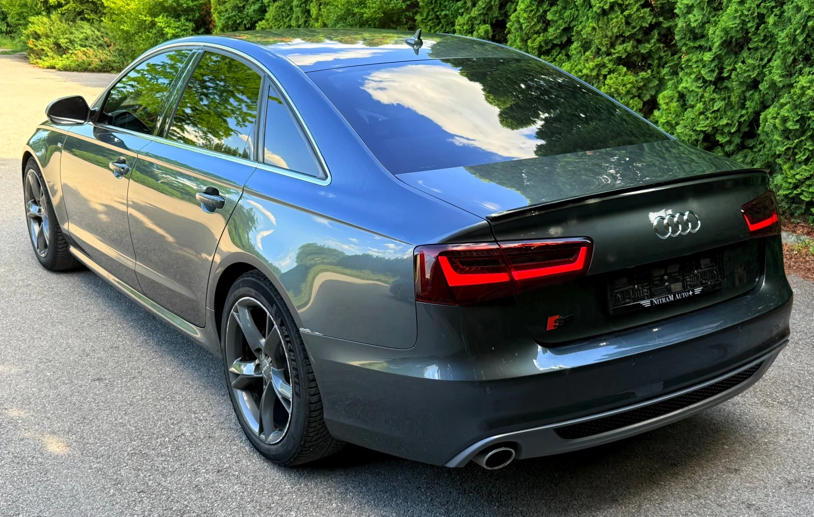 Audi A6 3.0TDI Quattro/S-Line x3/Matrix/, снимка 13 - Автомобили и джипове - 54691884
