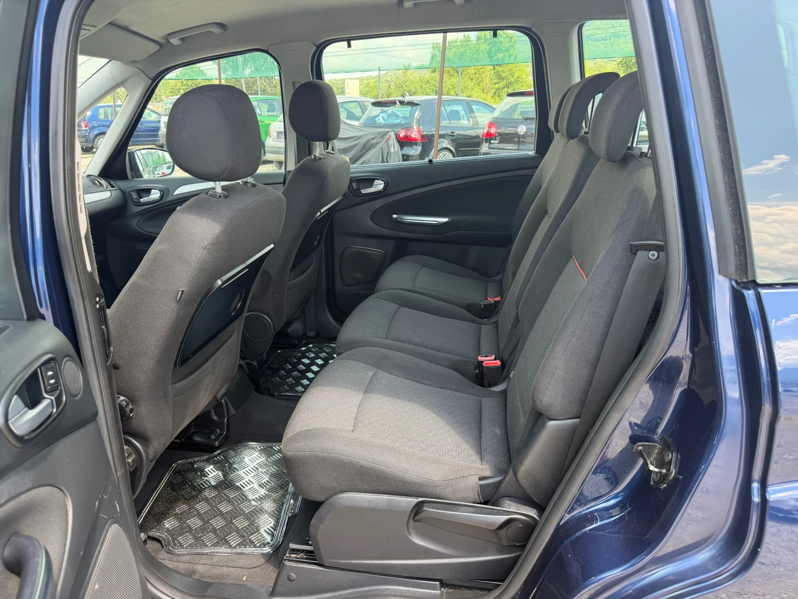 Ford Galaxy 2.0TDCI-140PS-7МЕСТЕН, снимка 11 - Автомобили и джипове - 54971609
