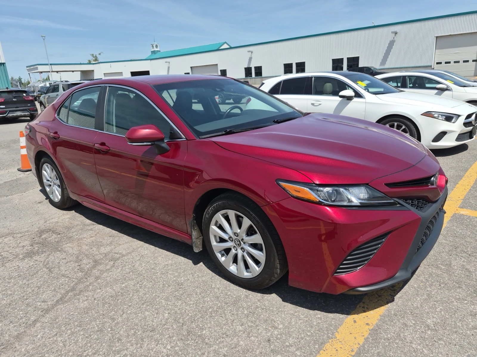 Toyota Camry SE, снимка 2 - Автомобили и джипове - 54992503