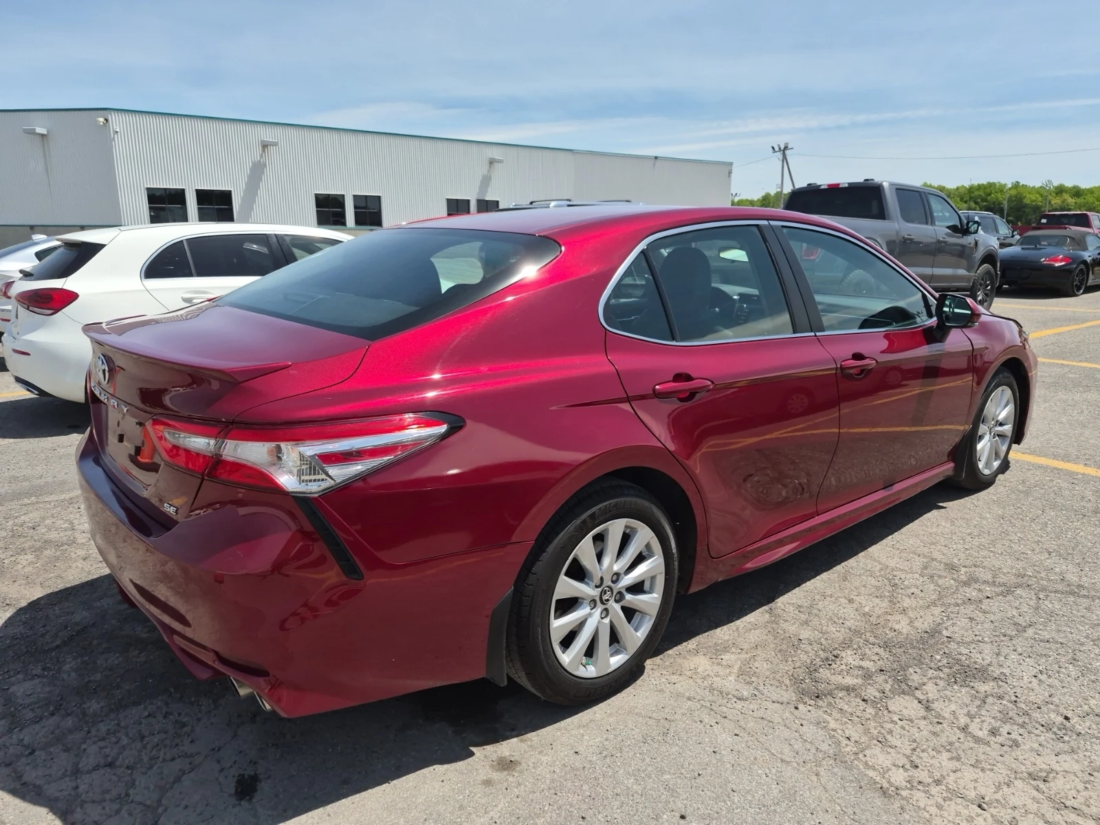 Toyota Camry SE, снимка 5 - Автомобили и джипове - 54992503