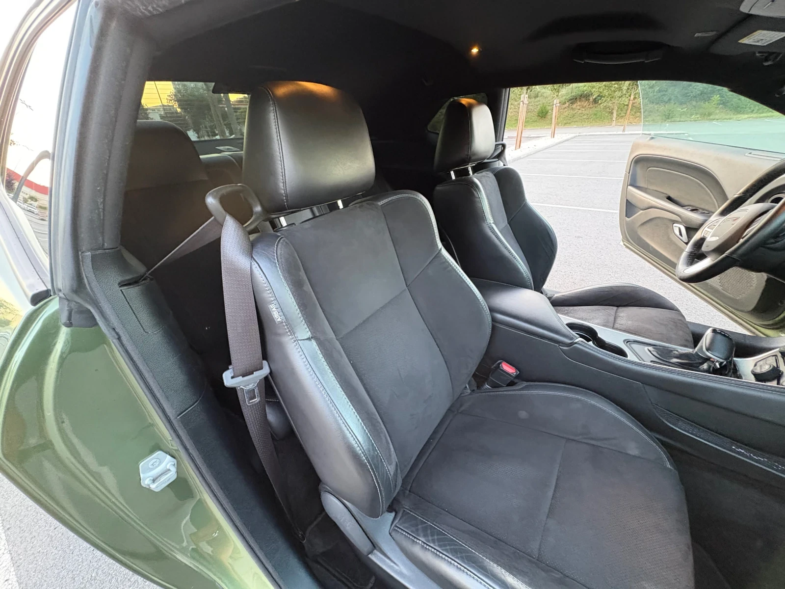 Dodge Challenger 3.6#Обдухване#Камера#Alpin sound music#keyless#, снимка 14 - Автомобили и джипове - 55244510