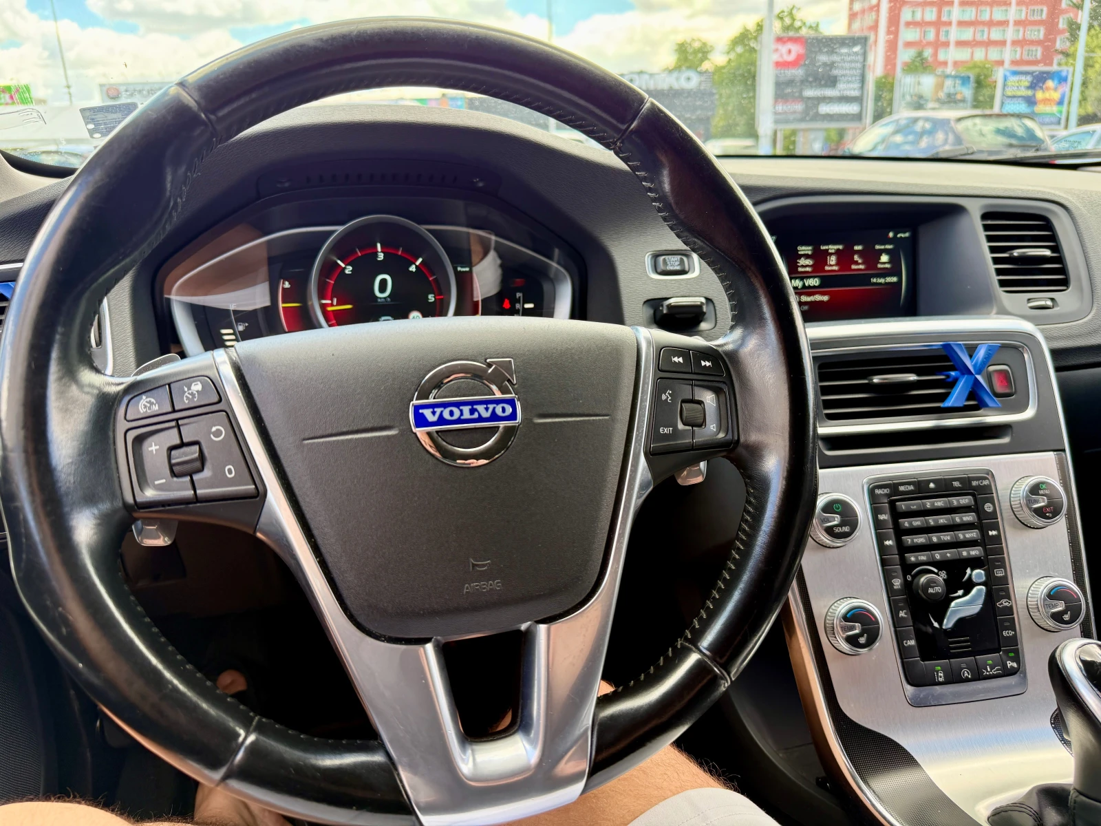 Volvo V60 181к.с., 8ск., OCEAN RACE, снимка 11 - Автомобили и джипове - 55279981