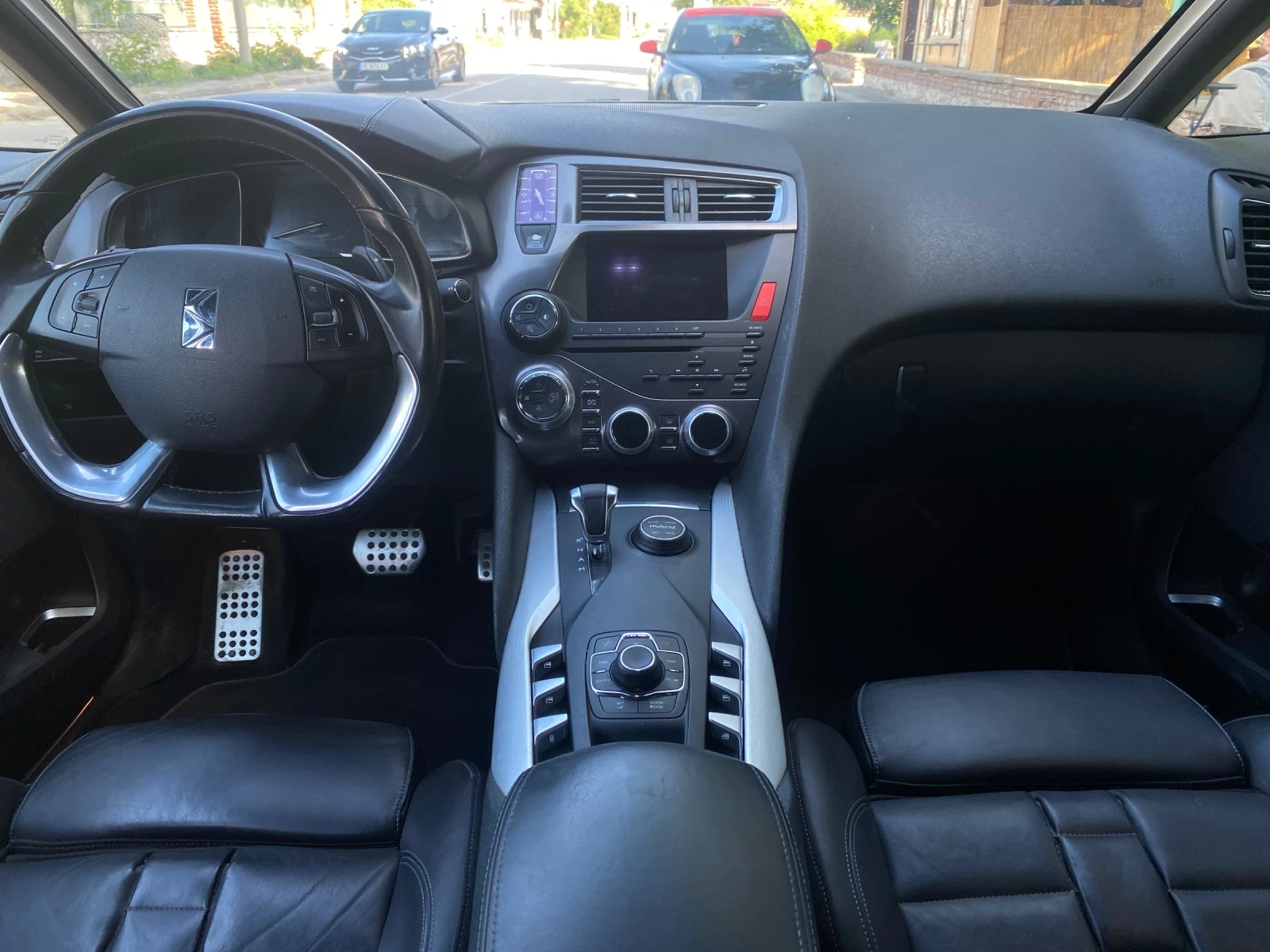Citroen DS5, снимка 9 - Автомобили и джипове - 55411074
