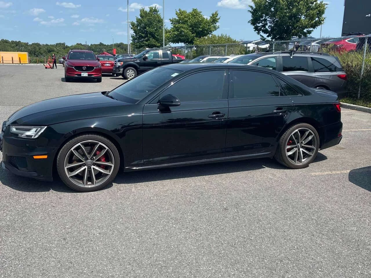Audi S4 Progressiv | CARFAX | АВТОКРЕДИТ БЕЗ ПЪРВОНАЧАЛНА , снимка 3 - Автомобили и джипове - 55419579