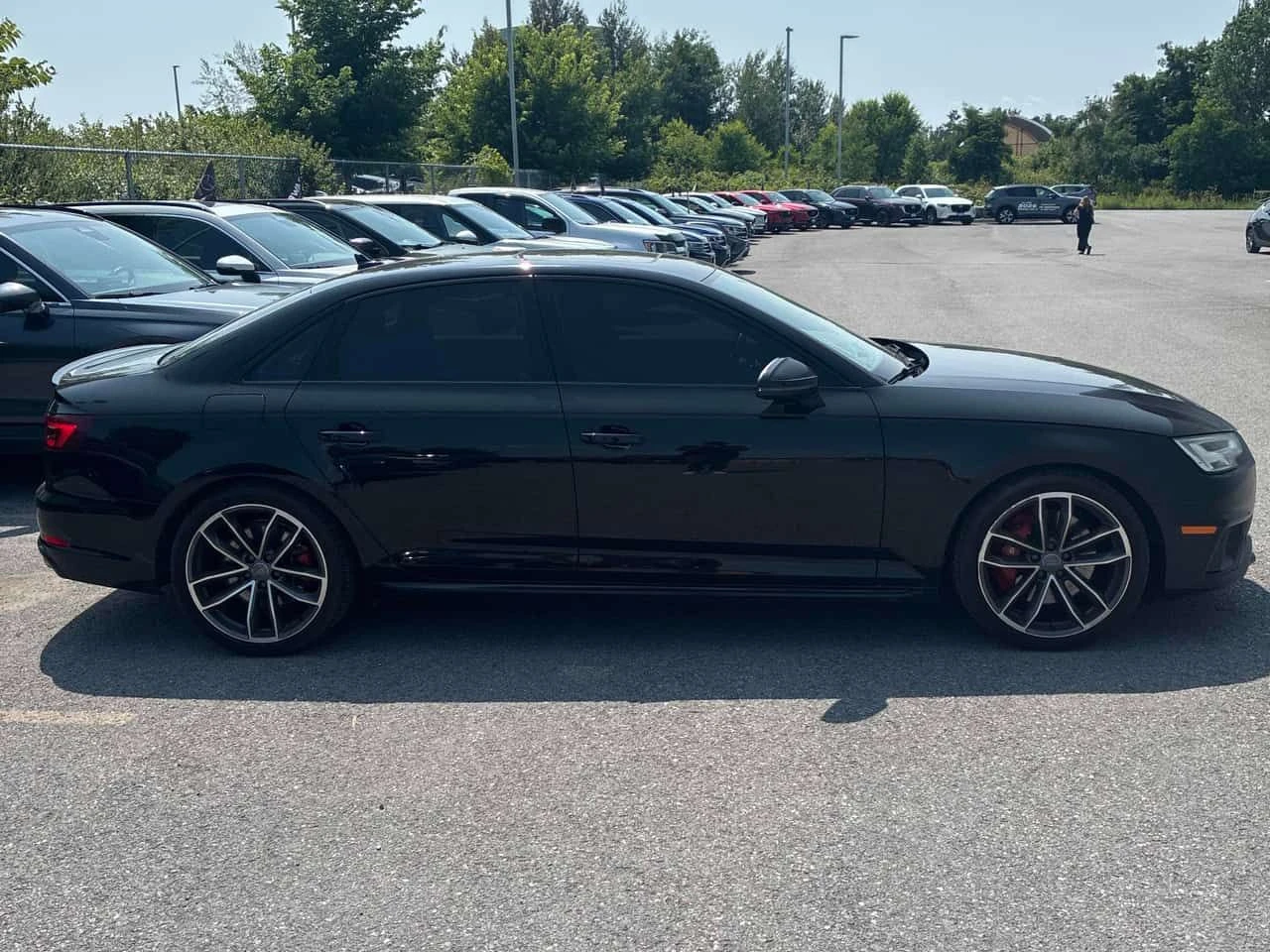 Audi S4 Progressiv | CARFAX | АВТОКРЕДИТ БЕЗ ПЪРВОНАЧАЛНА , снимка 4 - Автомобили и джипове - 55419579