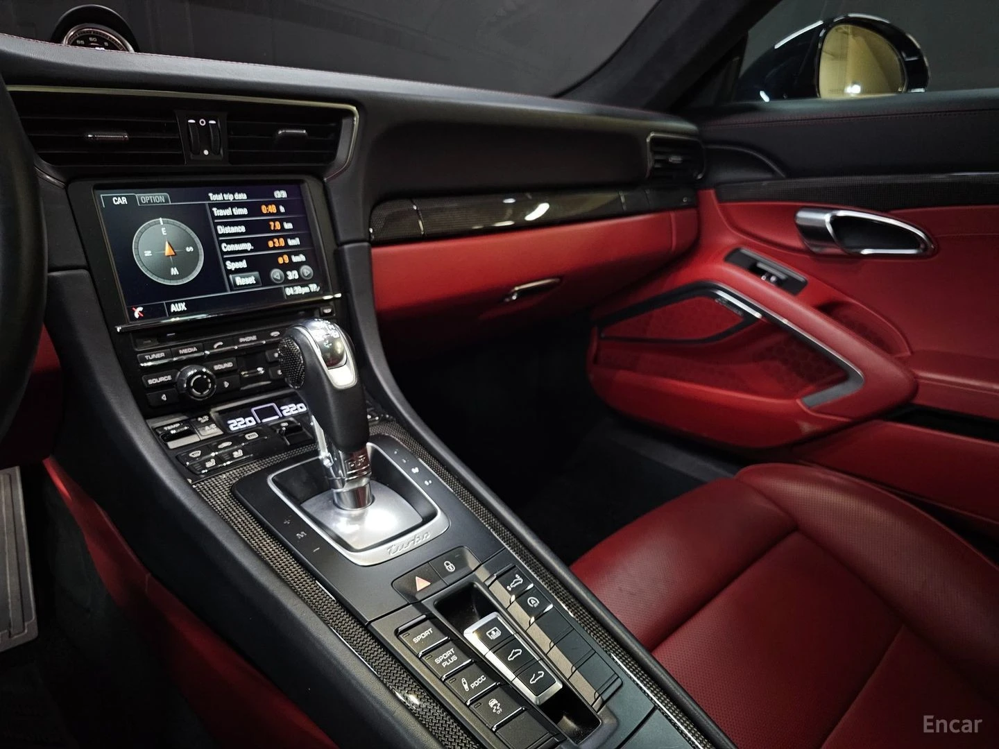 Porsche 911 991.1* TURBO S* КЕРАМИКА* iPE* BURMESTER* ОБДУХ, снимка 9 - Автомобили и джипове - 55468462