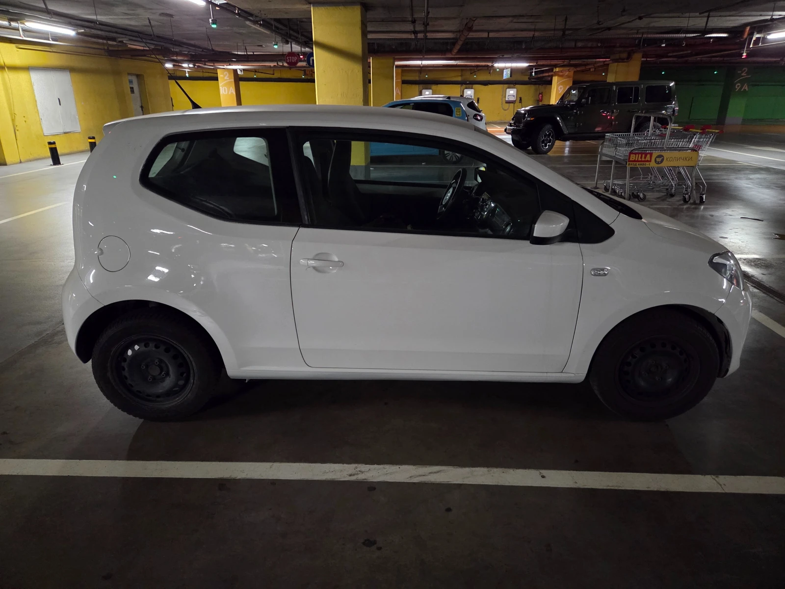 VW Up, снимка 4 - Автомобили и джипове - 55510938