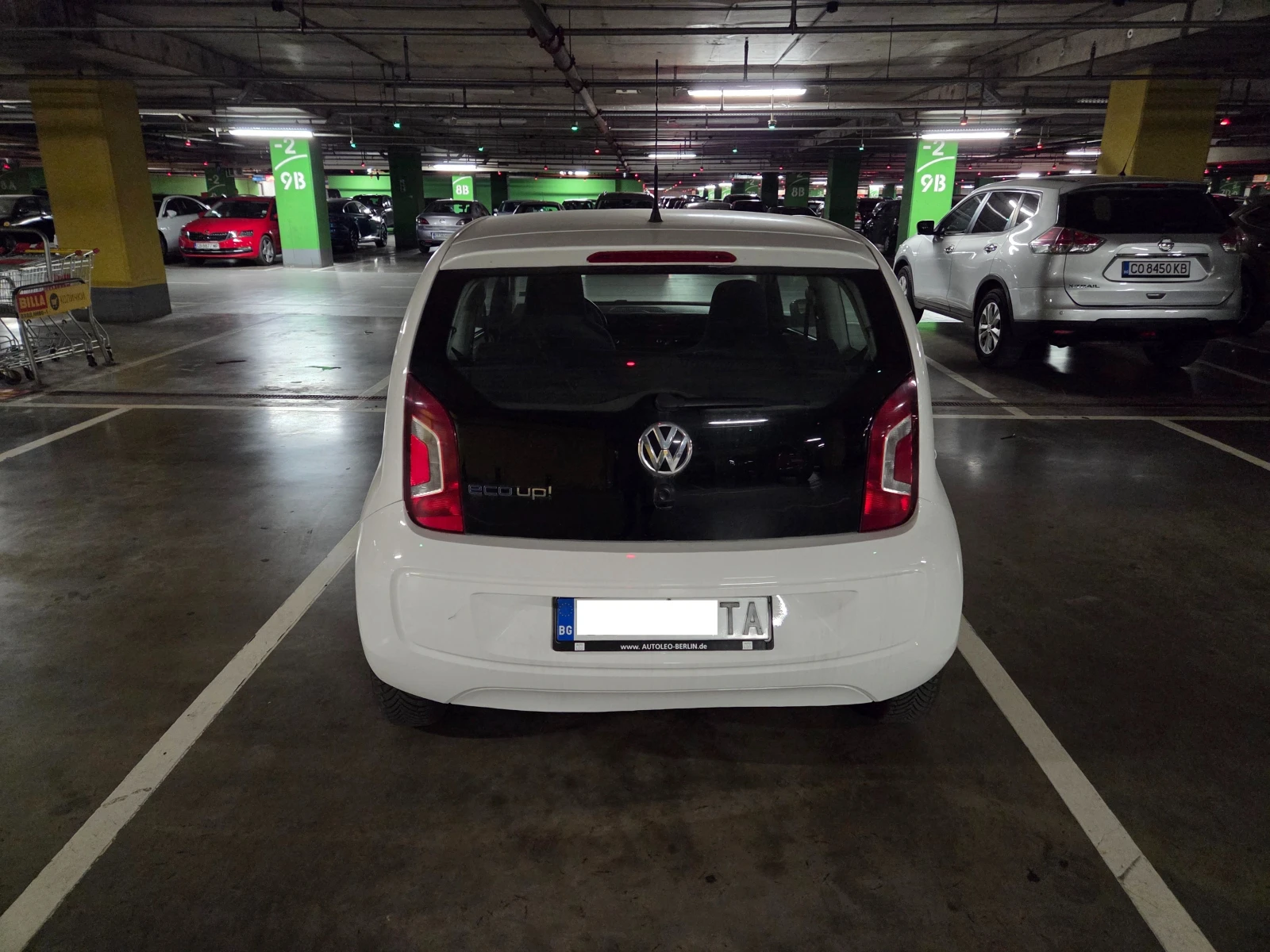 VW Up, снимка 3 - Автомобили и джипове - 55510938