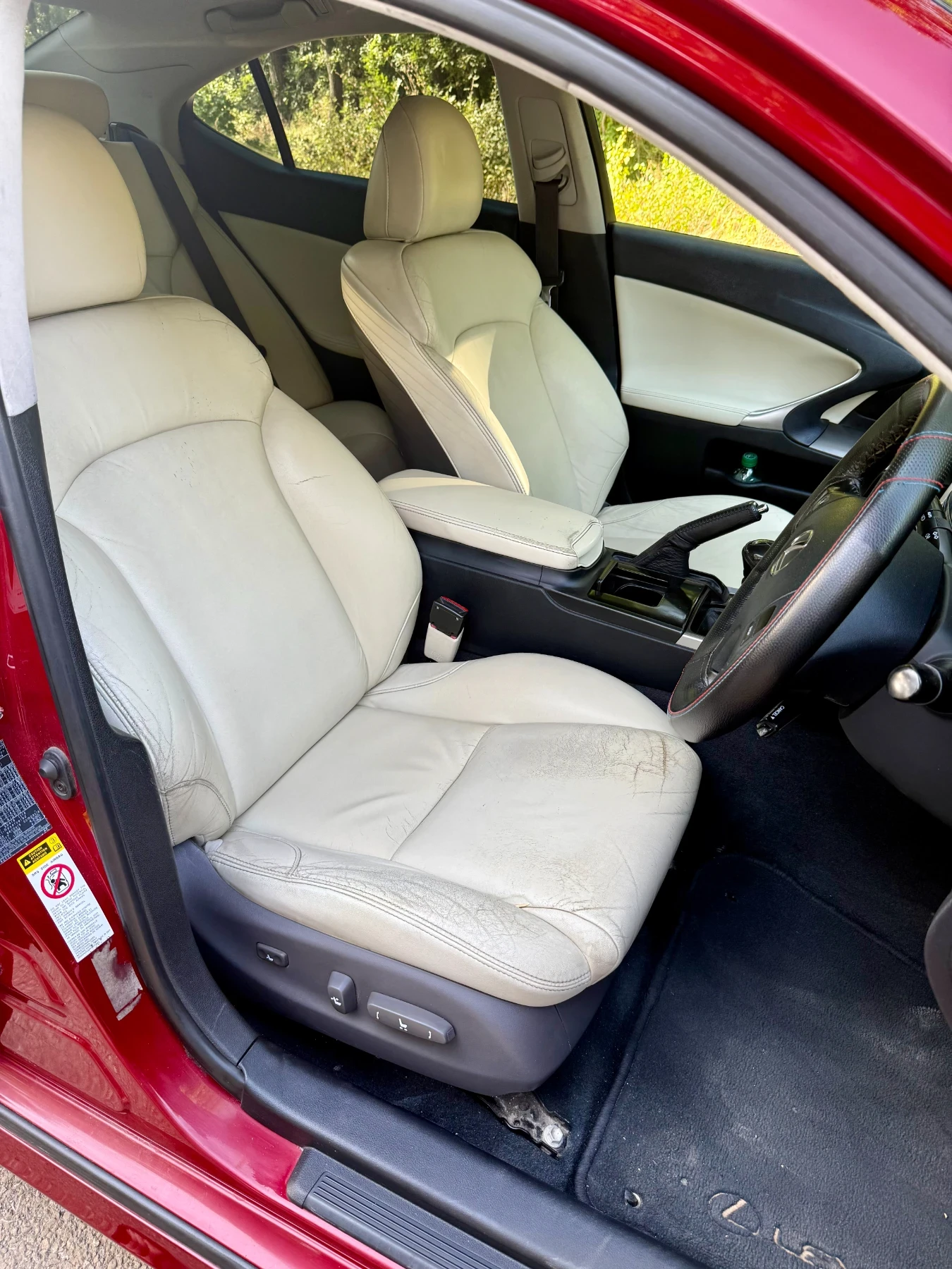 Lexus IS 220d 2.2D, снимка 9 - Автомобили и джипове - 55651464