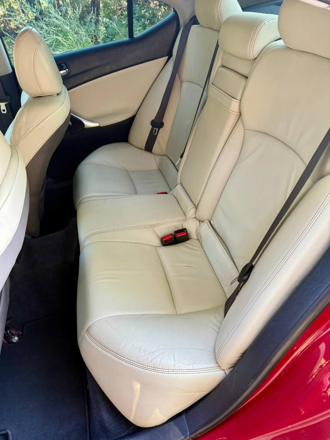 Lexus IS 220d 2.2D, снимка 12 - Автомобили и джипове - 55651464