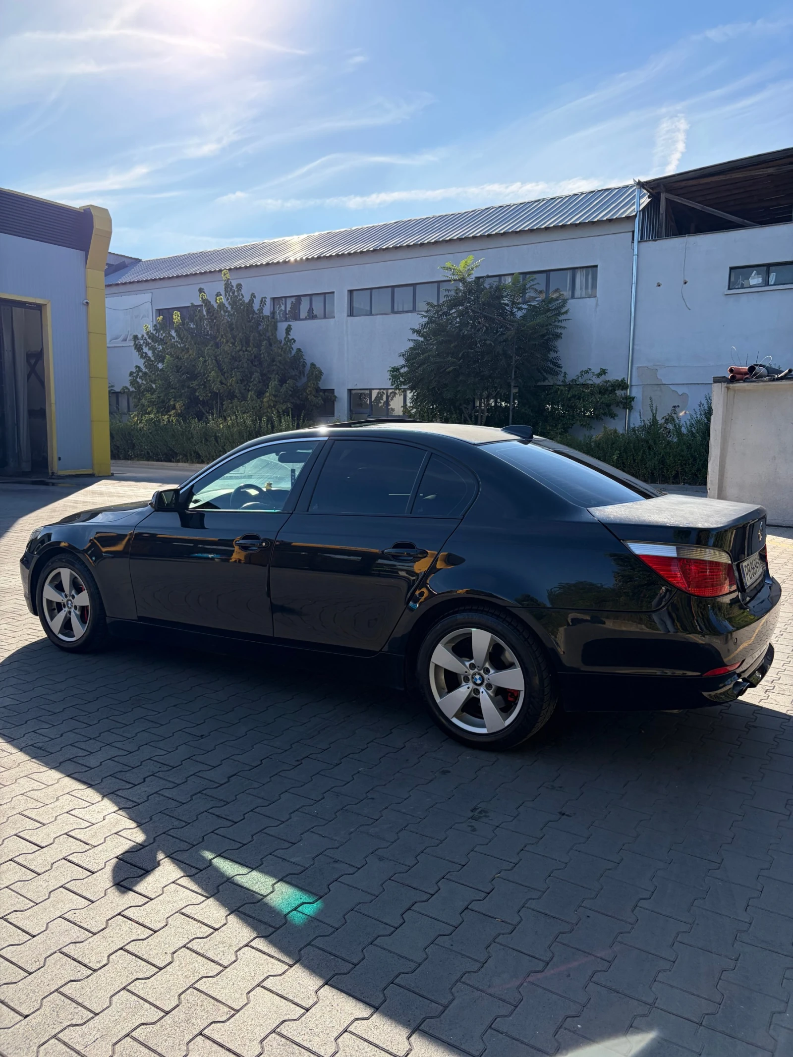 BMW 530, снимка 4 - Автомобили и джипове - 56214577