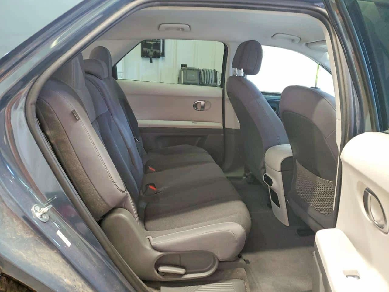 Hyundai Ioniq SE RWD / ������� ������ ����� / Carfax | Mobile.bg � ����������� 11