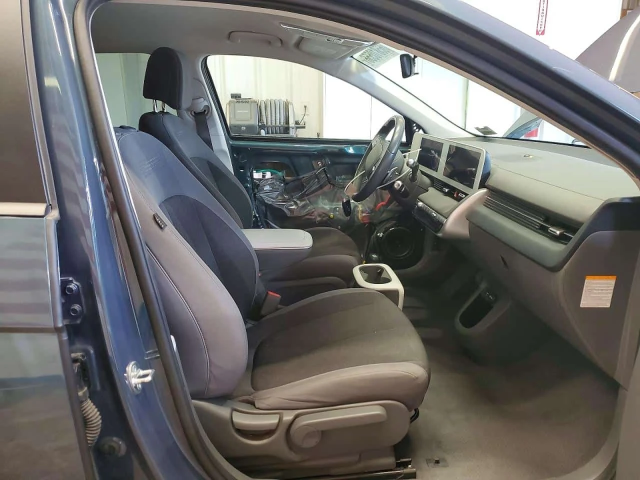 Hyundai Ioniq SE RWD / ������� ������ ����� / Carfax | Mobile.bg � ����������� 7