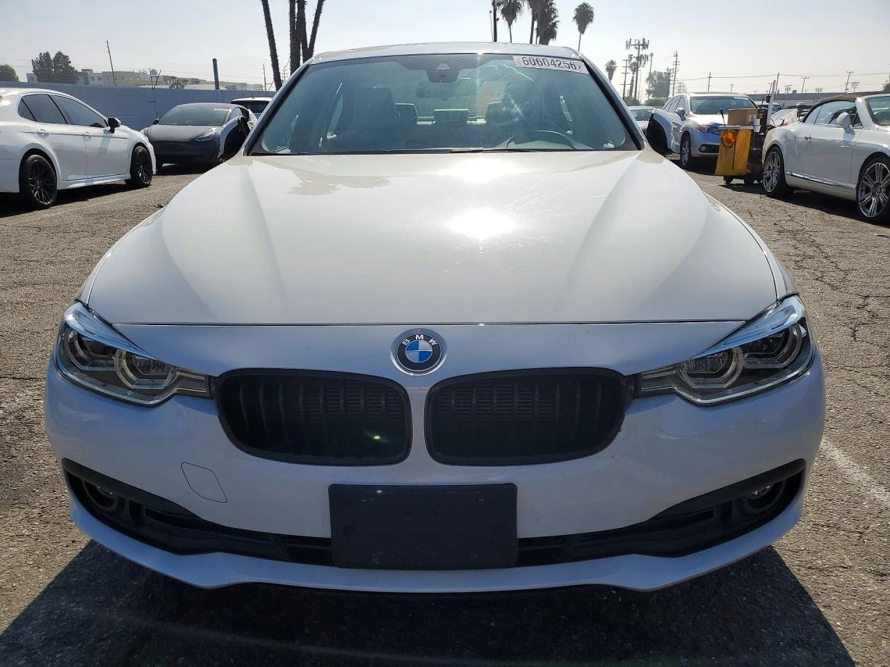 BMW 320 2.0l I, снимка 4 - Автомобили и джипове - 56454147