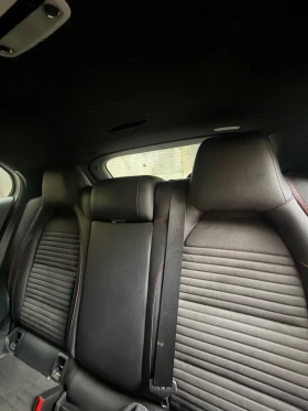 Mercedes-Benz GLA 200, снимка 11
