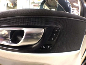 Volvo XC60 * MOMENTUM AWD LEATHER PAN/ROOF NAV B/SPOT CAMERA , снимка 16