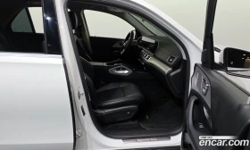 Mercedes-Benz GLE GLE300d 4MATIC, снимка 11