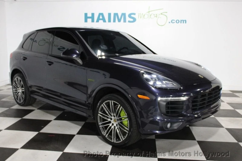 Porsche Cayenne E-Hybrid S Platinum Edition, снимка 3 - Автомобили и джипове - 48055760